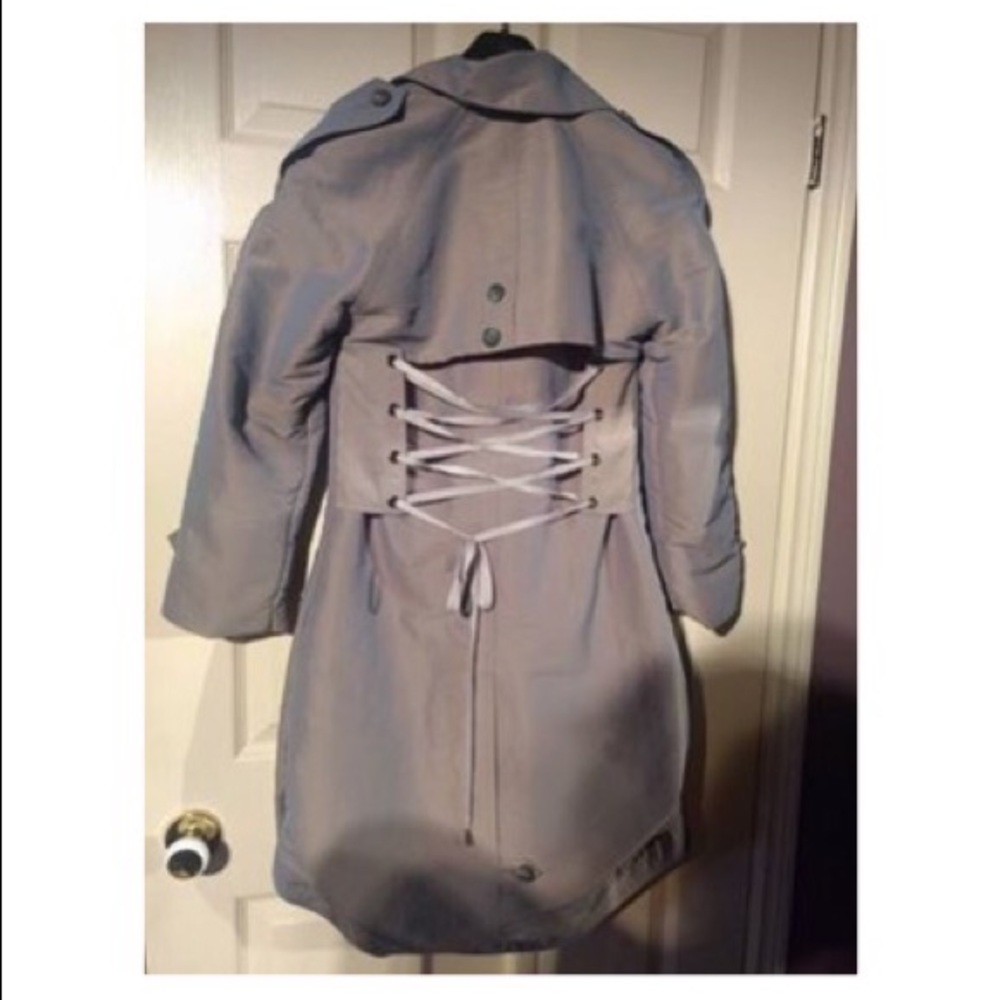 Embody Jacket - Picture 2 of 5
